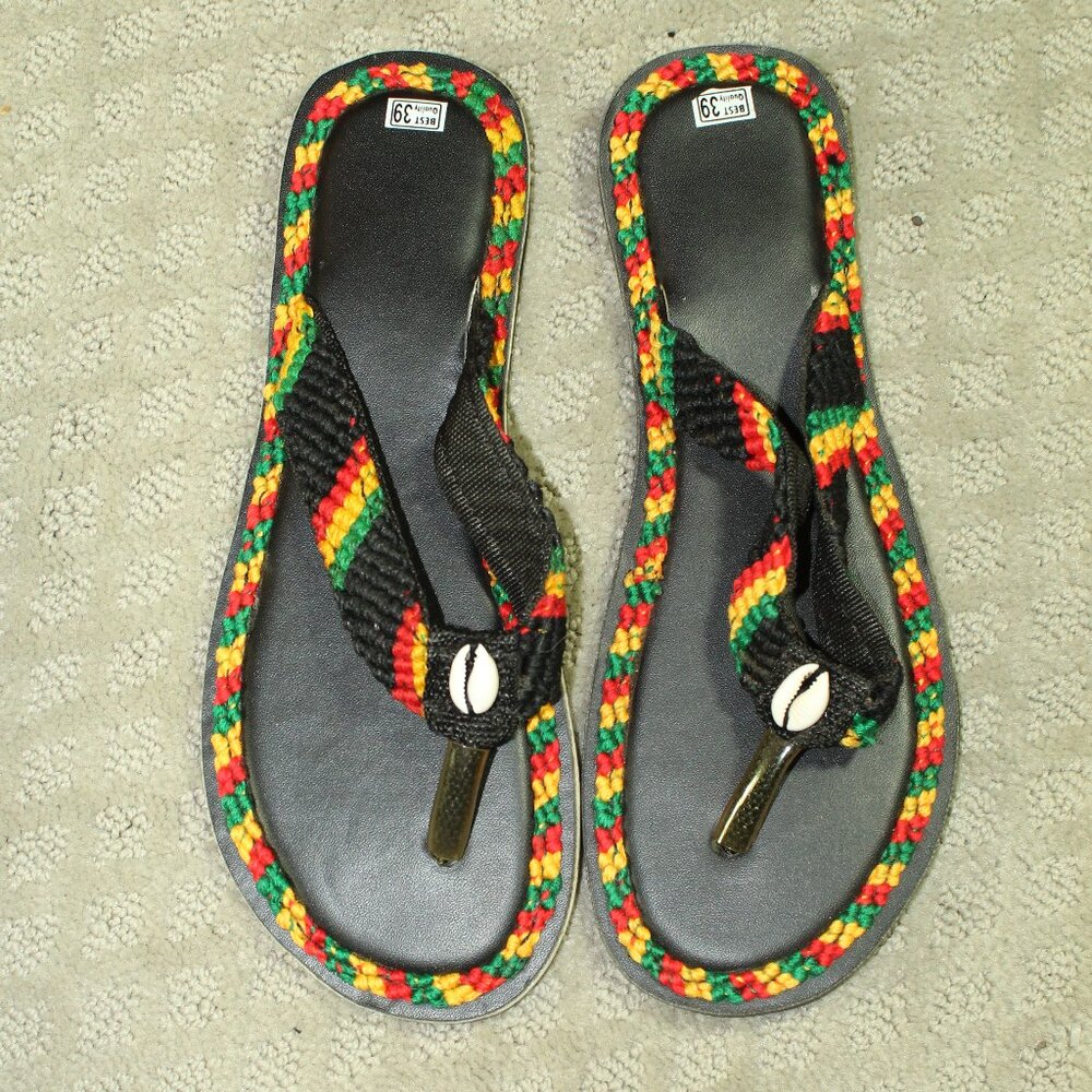 NEW Best Quality Women's Size 8 / 39 Reggae Rope & Shell Accent Thong Sandals